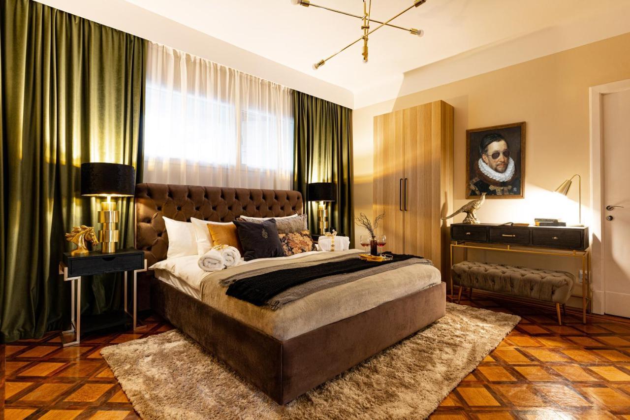 Qult - The Renaissance Affair Lägenhet Bukarest Exteriör bild